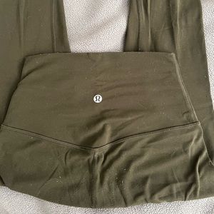 Green lulu align leggings